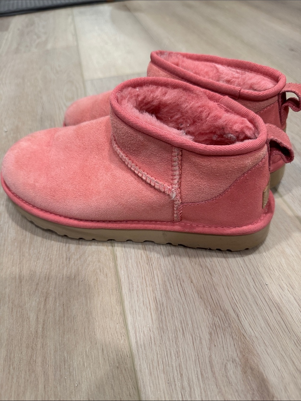 UGG women’s  Coral Pink Suede Plush-Lined Ankle Boots